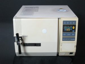 Tuttnauer Autoclave