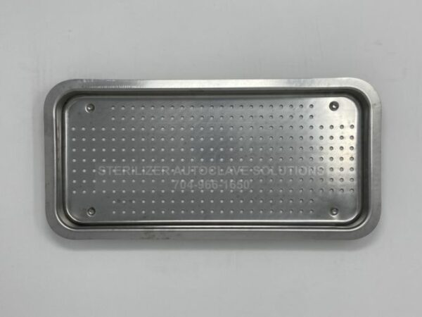 This is the top view of the Midmark M11® Small Instrument Tray OEM 050-4260-00
