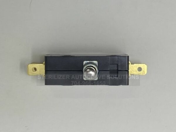 This is the top view of a Tuttnauer Door Microswitch OEM #01910190