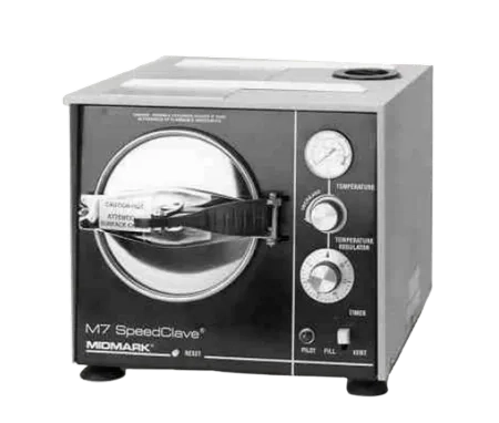 This graphic shows a manual autoclave